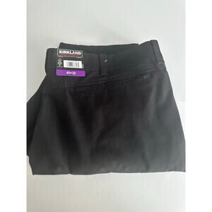 Kirkland Signature Men's Stretch Tech Pants NWT 40x30